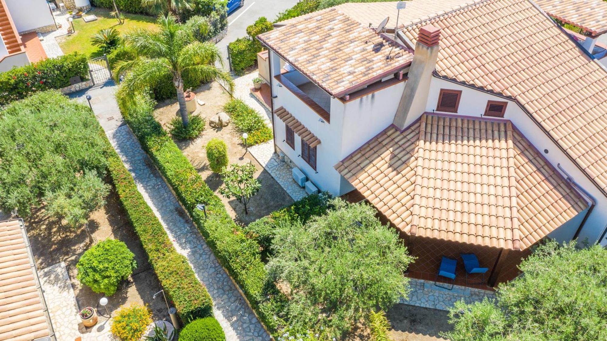 Sole Mare Deluxe Villa Campofelice Di Roccella Eksteriør billede