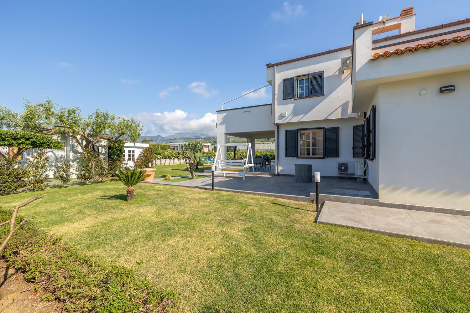 Sole Mare Deluxe Villa Campofelice Di Roccella Eksteriør billede